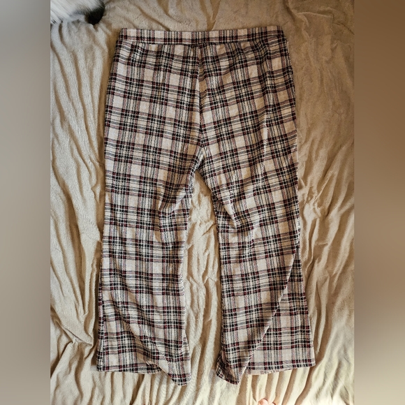 Forever21+ Plaid/Houndstooth Pants - Picture 2 of 3